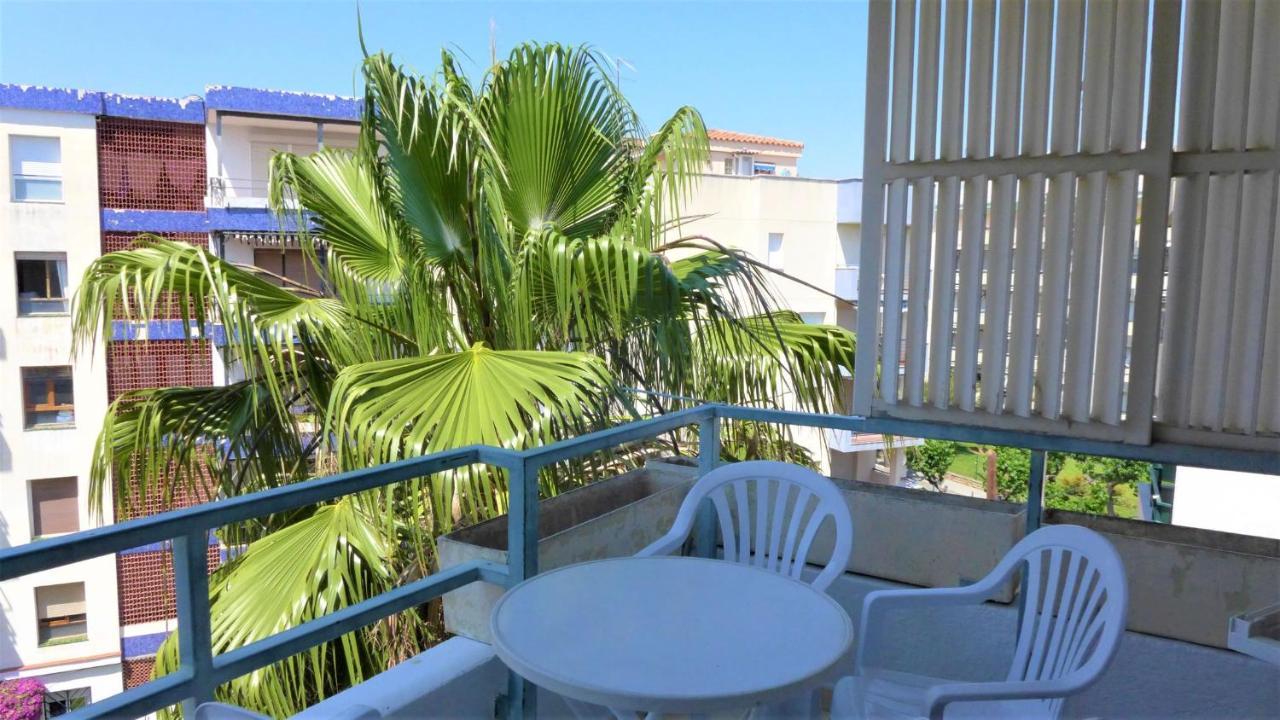 Apartamentos Colon Салоу Екстер'єр фото