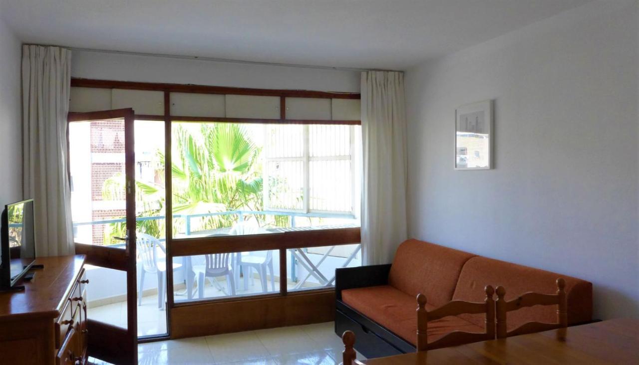 Apartamentos Colon Салоу Екстер'єр фото