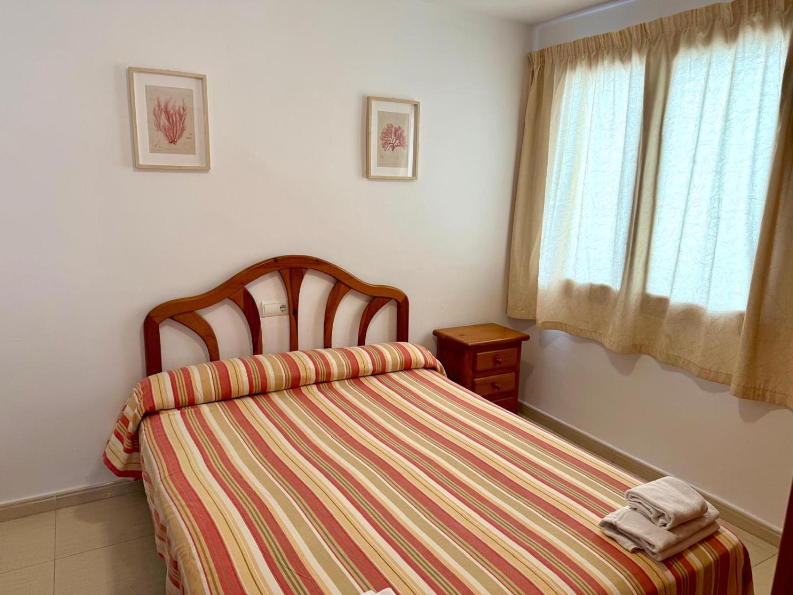 Apartamentos Colon Салоу Екстер'єр фото